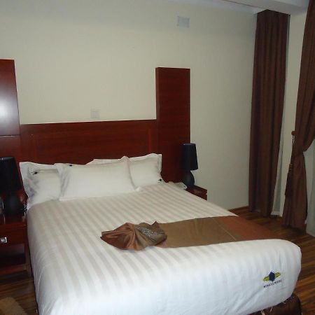 Miracle Hotel Αντίς Αμπέμπα Εξωτερικό φωτογραφία