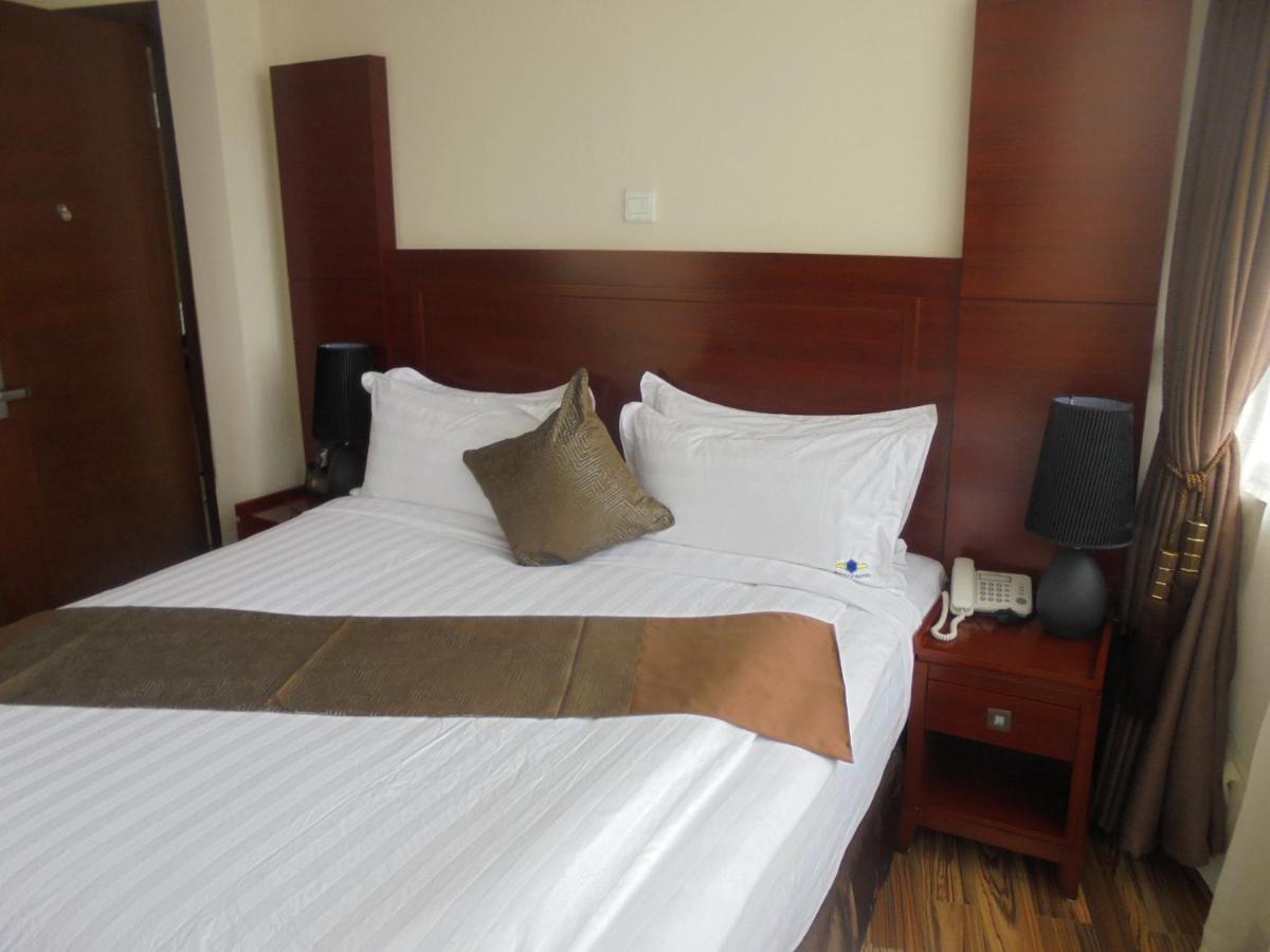 Miracle Hotel Αντίς Αμπέμπα Εξωτερικό φωτογραφία